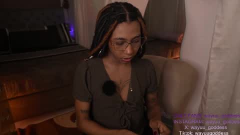 Snapshot of wayuu_goddess chatting on May 9, 11:04 am Wayuu Goddess 3 online show from May 9, 11:04 am