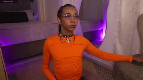 Snapshot of wayuu_goddess chatting on June 10, 8:19 pm Wayuu Goddess 3 online show from June 10, 8:19 pm