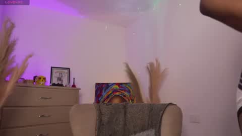 Snapshot of wayuu_goddess chatting on June 11, 8:40 pm Wayuu Goddess 3 online show from June 11, 8:40 pm