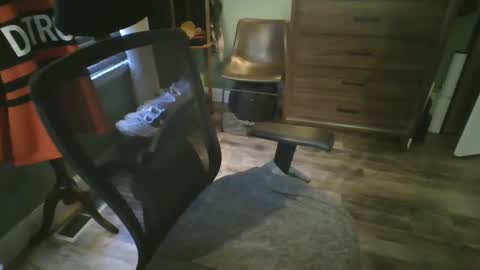 Snapshot of wazooforty2 chatting on February 7, 6:13 pm wazooforty2 online show from February 7, 6:13 pm