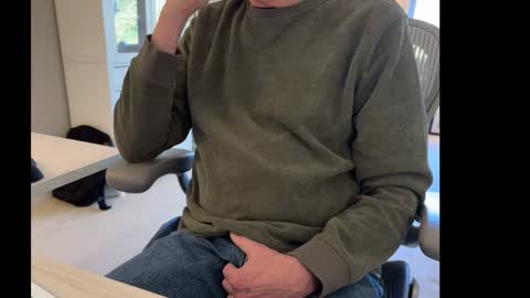 Snapshot of wdcsport chatting on January 14, 2:32 pm Luvs To Play. online show from January 14, 2:32 pm