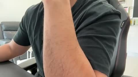 Snapshot of weaponx1 chatting on December 10, 2:16 am Weapon X online show from December 10, 2:16 am