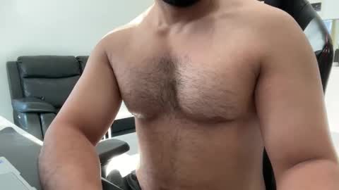 Snapshot of weaponx1 chatting on January 23, 8:56 pm Weapon X online show from January 23, 8:56 pm