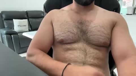 Snapshot of weaponx1 chatting on February 20, 1:36 am Weapon X online show from February 20, 1:36 am