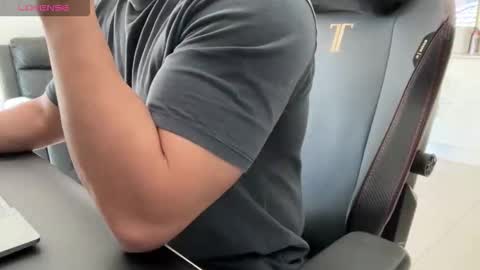 Snapshot of weaponx1 chatting on September 21, 11:50 pm Weapon X online show from September 21, 11:50 pm