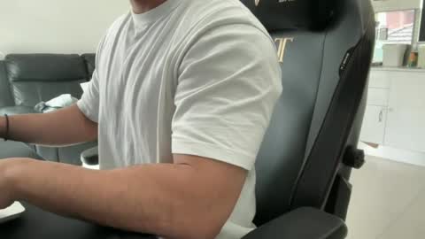 Snapshot of weaponx1 chatting on July 1, 12:56 am Weapon X online show from July 1, 12:56 am