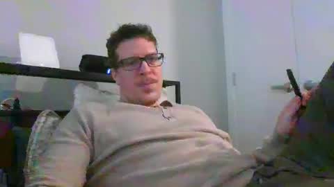 Snapshot of weatheredvoid chatting on February 3, 11:05 pm WeatheredVoid online show from February 3, 11:05 pm