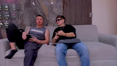 Jhonny Dick  his neighbors. online show from September 9, 8:19 pm