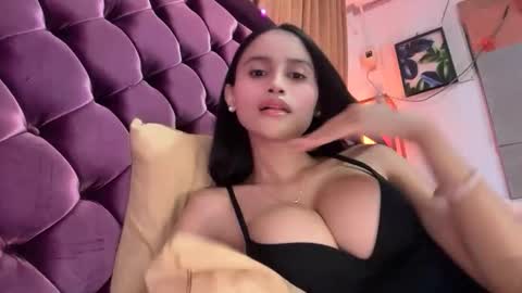 Snapshot of webcammaggie chatting on March 29, 2:50 pm Maggie online show from March 29, 2:50 pm