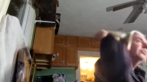 weber444 online show from March 29, 7:52 am