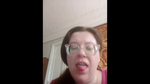 Marina online show from May 1, 1:26 pm