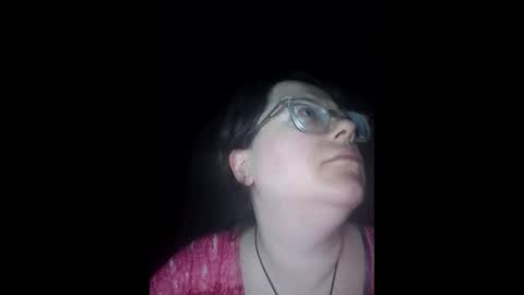 Snapshot of webgirl2 chatting on June 10, 5:56 pm Marina online show from June 10, 5:56 pm