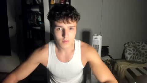 wee_willy_winky online show from July 12, 12:23 am
