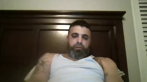 Snapshot of weezy210 chatting on December 4, 11:13 pm Weezy online show from December 4, 11:13 pm