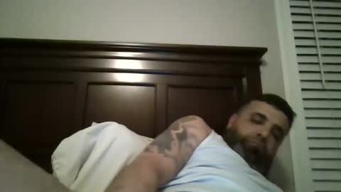 Snapshot of weezy210 chatting on February 19, 12:03 am Weezy online show from February 19, 12:03 am