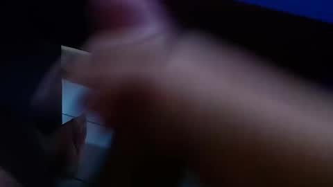 Snapshot of wellingtont chatting on October 20, 2:01 am wellingtont online show from October 20, 2:01 am