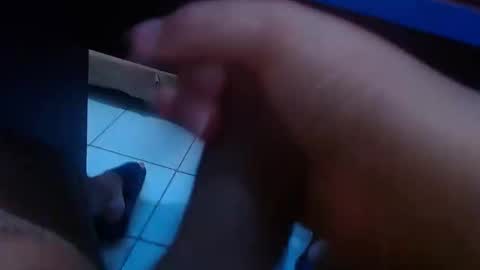 Snapshot of wellingtont chatting on October 25, 7:19 pm wellingtont online show from October 25, 7:19 pm