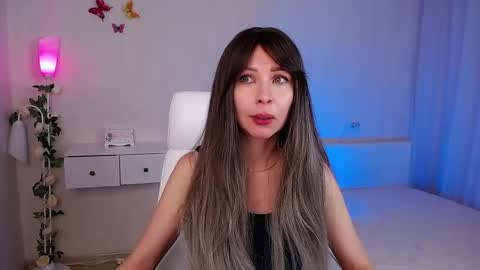 Snapshot of wendifoster chatting on February 26, 7:16 pm Wendi Foster online show from February 26, 7:16 pm