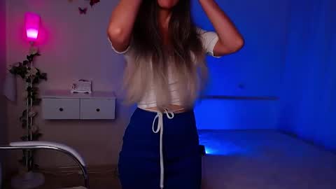 Snapshot of wendifoster chatting on October 14, 6:09 pm Wendi Foster online show from October 14, 6:09 pm