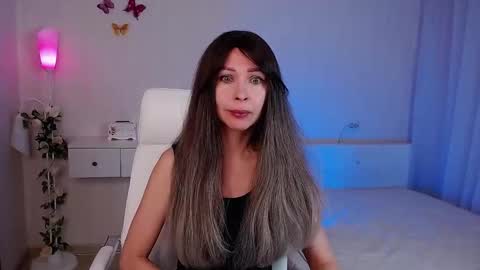 Wendi Foster online show from February 13, 7:10 pm