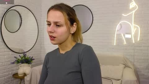 Im Wendy online show from January 14, 9:20 pm