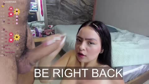 Snapshot of wendy_deiby chatting on December 7, 6:10 am Wendy and Deiby online show from December 7, 6:10 am