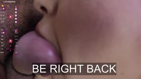 Snapshot of wendy_deiby chatting on December 14, 6:35 am Wendy and Deiby online show from December 14, 6:35 am