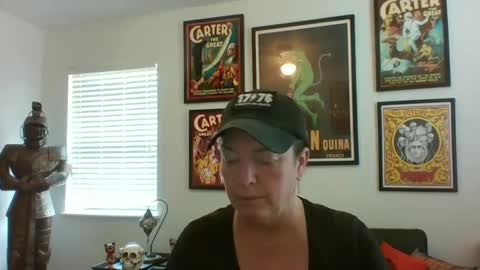 Snapshot of wendycu chatting on February 13, 4:17 pm WendyCU online show from February 13, 4:17 pm