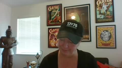 Snapshot of wendycu chatting on February 13, 7:21 pm WendyCU online show from February 13, 7:21 pm