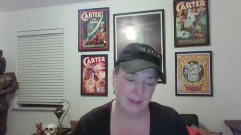 Snapshot of wendycu chatting on February 16, 7:04 am WendyCU online show from February 16, 7:04 am