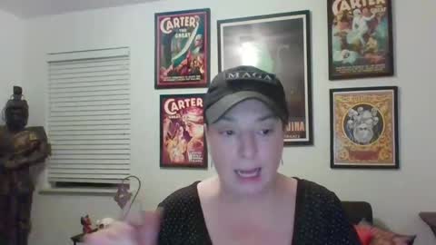 Snapshot of wendycu chatting on February 23, 5:56 am WendyCU online show from February 23, 5:56 am