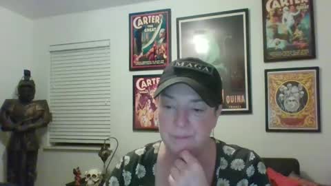 Snapshot of wendycu chatting on March 3, 3:52 am WendyCU online show from March 3, 3:52 am