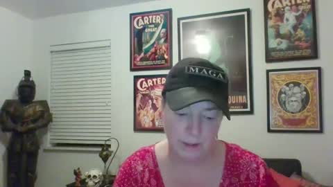 Snapshot of wendycu chatting on March 4, 1:23 am WendyCU online show from March 4, 1:23 am