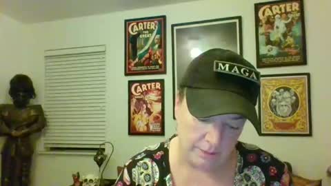 Snapshot of wendycu chatting on October 19, 4:13 am WendyCU online show from October 19, 4:13 am