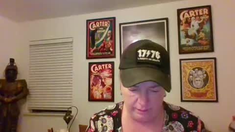 Snapshot of wendycu chatting on December 1, 3:22 am WendyCU online show from December 1, 3:22 am