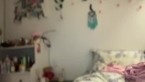 smol babe online show from November 14, 5:06 am