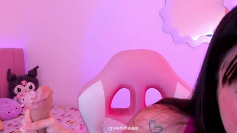 Snapshot of wenstacie_ chatting on May 16, 7:12 pm Wenstacie INDEPENDENT MODEL online show from May 16, 7:12 pm