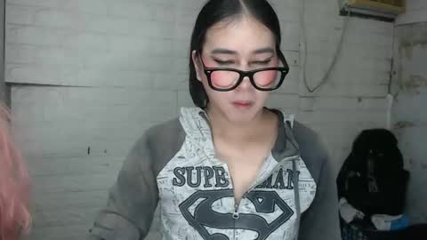 Snapshot of weremeanttobe chatting on October 28, 6:10 pm andrew online show from October 28, 6:10 pm