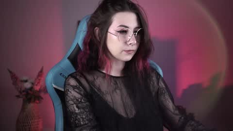 little girl who is always rightLisa online show from January 20, 2:01 am