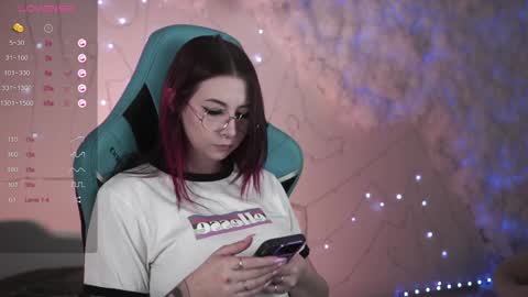 little girl who is always rightLisa online show from January 26, 2:14 am