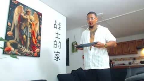 Wesley Rogger online show from July 4, 10:38 pm