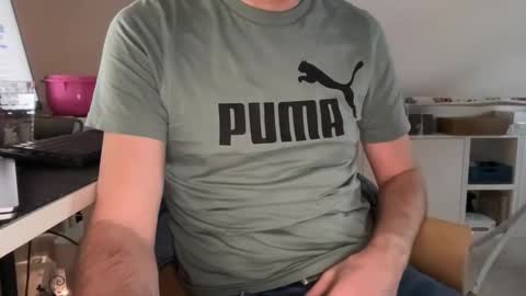 Snapshot of wet_adidasboy chatting on November 27, 7:32 am wet_adidasboy online show from November 27, 7:32 am