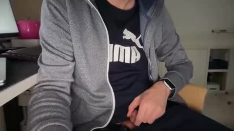 Snapshot of wet_adidasboy chatting on December 4, 8:23 am wet_adidasboy online show from December 4, 8:23 am