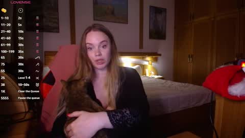 Snapshot of wet_lana chatting on May 5, 8:39 pm Lana online show from May 5, 8:39 pm