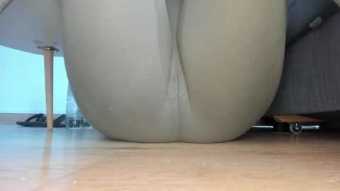 wet_pants2022 online show from June 9, 11:11 am