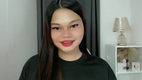 wet_velvet_xo online show from March 17, 3:22 am