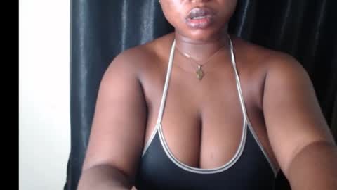 Snapshot of wet_xxpussy55 chatting on October 8, 11:24 pm Sonia online show from October 8, 11:24 pm
