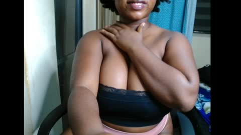 Snapshot of wet_xxpussy55 chatting on July 7, 3:42 am Sonia online show from July 7, 3:42 am