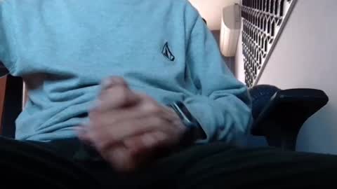 Snapshot of wetbigdickstream chatting on February 9, 10:54 pm Wetbigdickstream online show from February 9, 10:54 pm