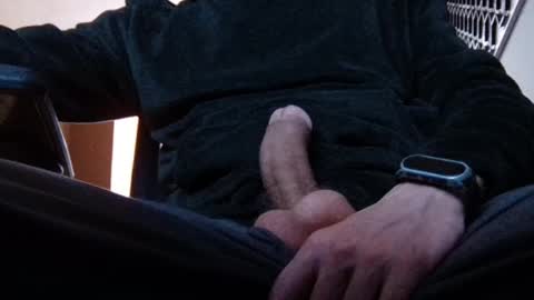 Snapshot of wetbigdickstream chatting on February 26, 12:05 am Wetbigdickstream online show from February 26, 12:05 am
